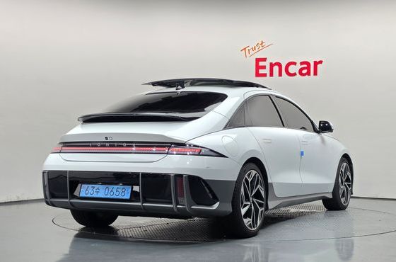 Hyundai Ioniq6 Long Range Prestige — пробег 115 650 км — фото 2 из 5
