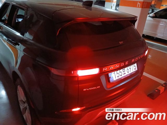 Land Rover Range Rover Evoque P250 SE — пробег 68 152 км — фото 2 из 5