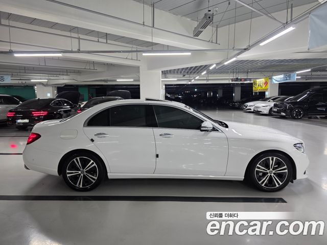 Mercedes-Benz E-Class из Кореи Encar