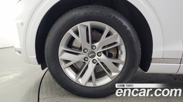 Genesis GV70 из Кореи Encar