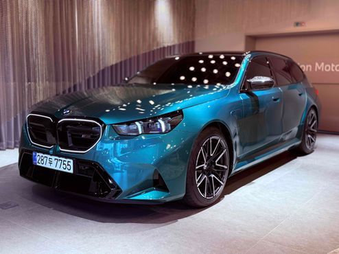 BMW M5 M5 Touring — пробег 4 000 км — фото 1 из 5