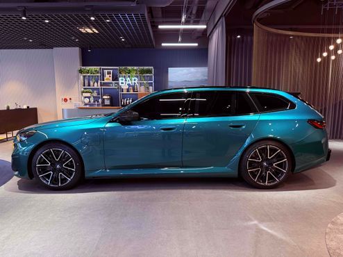 BMW M5 M5 Touring — пробег 4 000 км — фото 5 из 5