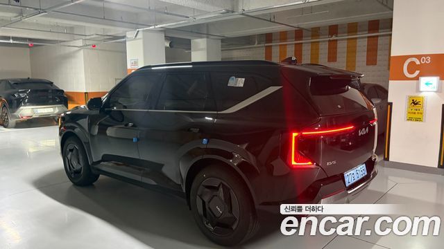 Kia EV5 Long Range 2WD Earth — пробег 1 200 км — фото 4 из 5
