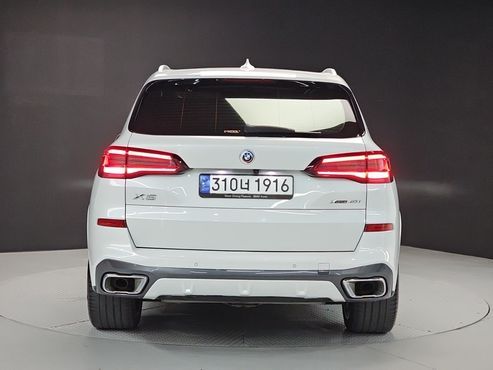 BMW X5 xDrive 40i M Sport — пробег 67 907 км — фото 3 из 5