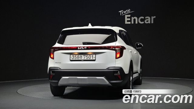 Kia Seltos из Кореи Encar