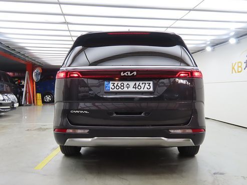 Kia Carnival Gasoline 9-Seater Noblesse — пробег 82 971 км — фото 3 из 5