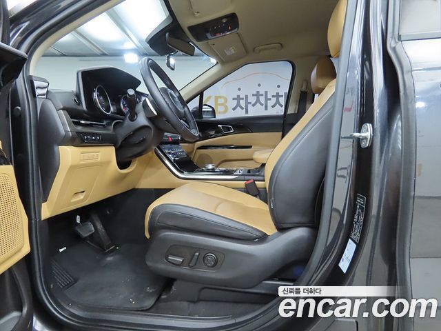 Kia Carnival Gasoline 9-Seater Noblesse — пробег 82 971 км — фото 5 из 5