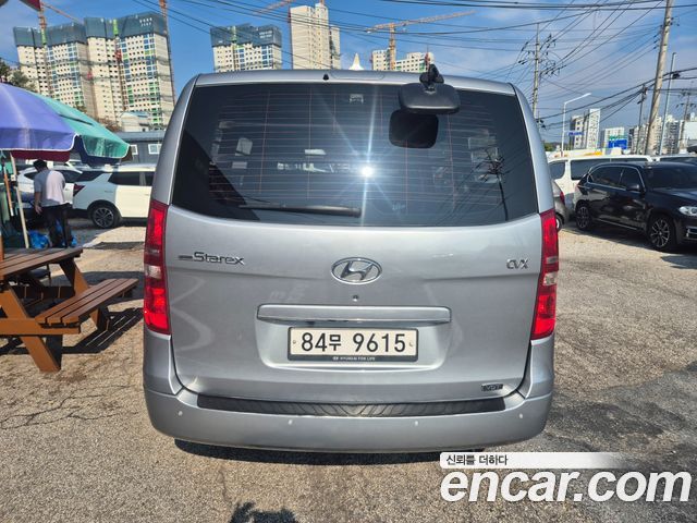 Hyundai Starex 3-Seater VAN CVX Luxury — пробег 51 562 км — фото 3 из 5