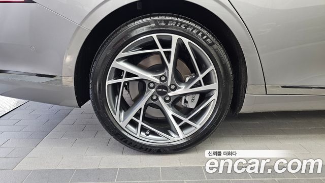 Genesis G90 из Кореи Encar