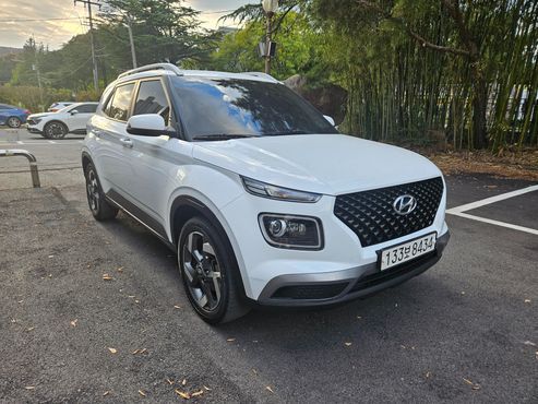 Hyundai Venue 1.6 Flux — пробег 31 045 км — фото 2 из 5