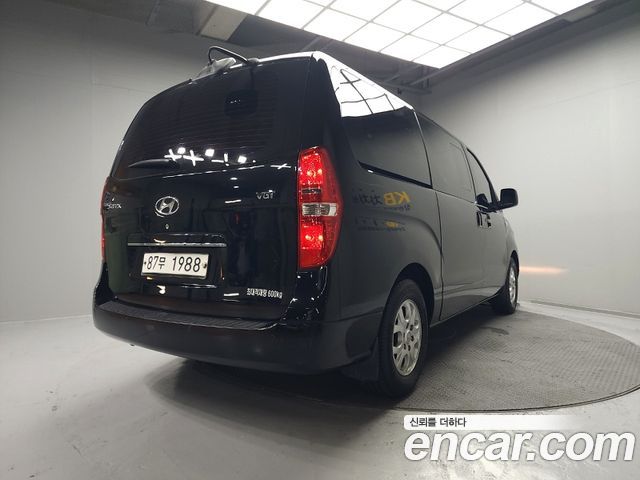 Hyundai Starex 5-Seater VAN CVX Premium — пробег 215 000 км — фото 5 из 5