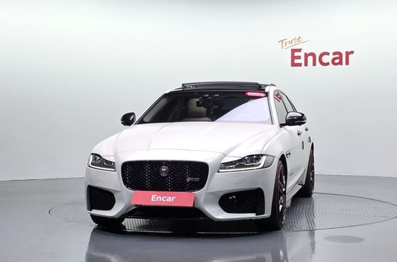 Jaguar XF 20d Portfolio AWD — пробег 76 645 км — фото 3 из 5