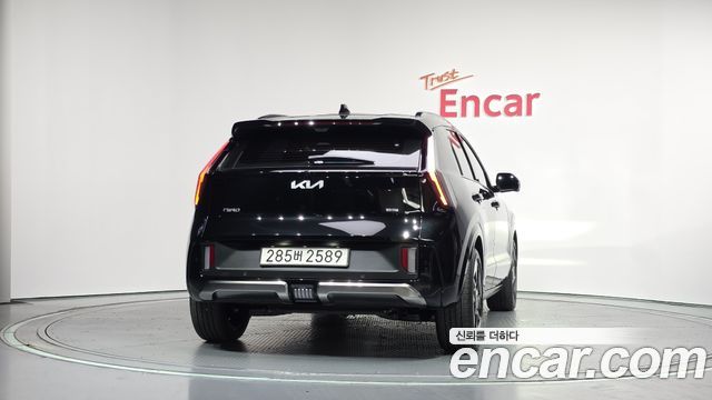 Kia Niro SIgnature — пробег 675 км — фото 4 из 5