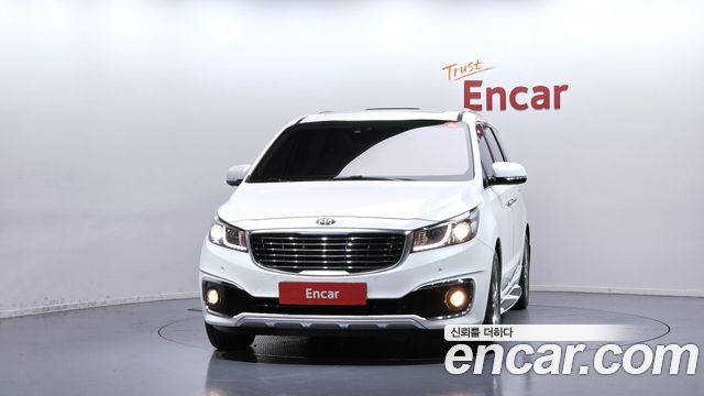 Kia Carnival из Кореи Encar
