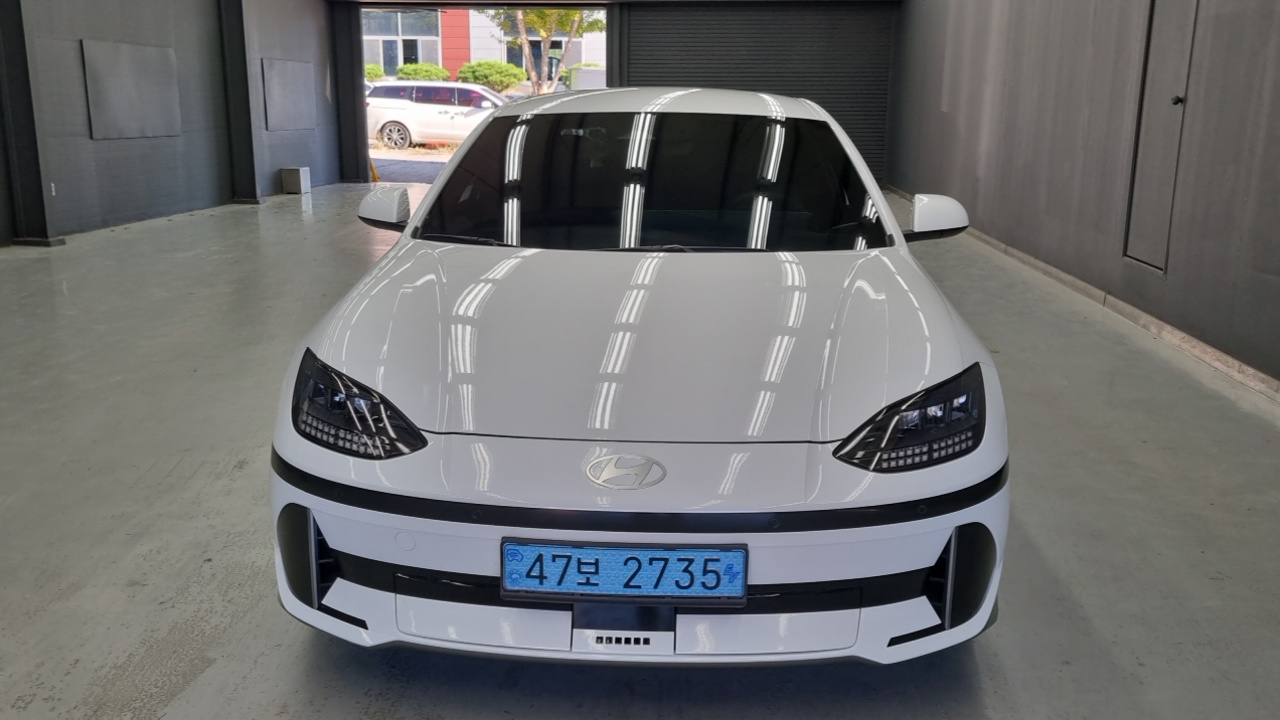 Hyundai Ioniq6 Standard E-Value+ — пробег 30 000 км — фото 4 из 5