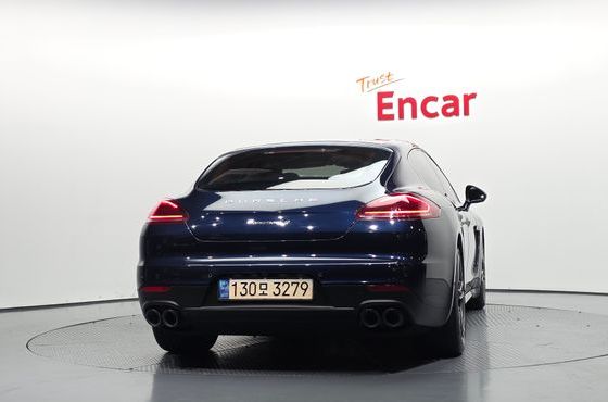 Porsche Panamera 3.6 AWD Edition 970 — пробег 79 190 км — фото 4 из 5