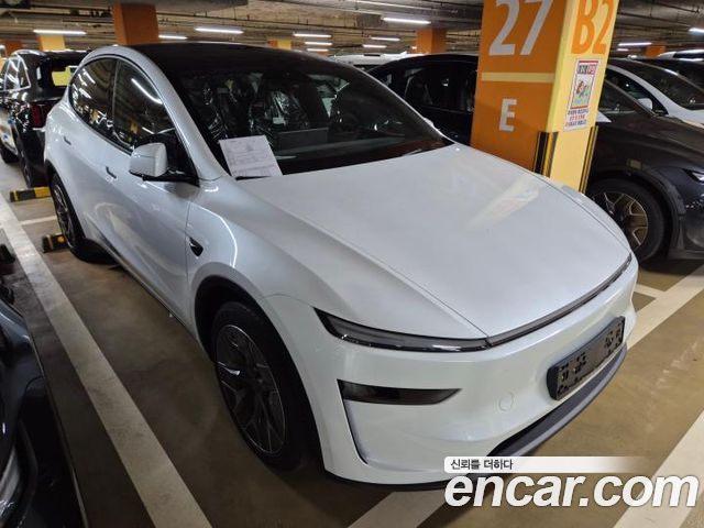 Tesla Model Y L Long Range AWD — пробег 1 км — фото 2 из 5