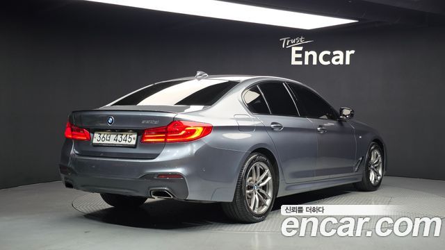 BMW 5-Series 520d M Sport Package Plus — пробег 94 884 км — фото 2 из 5