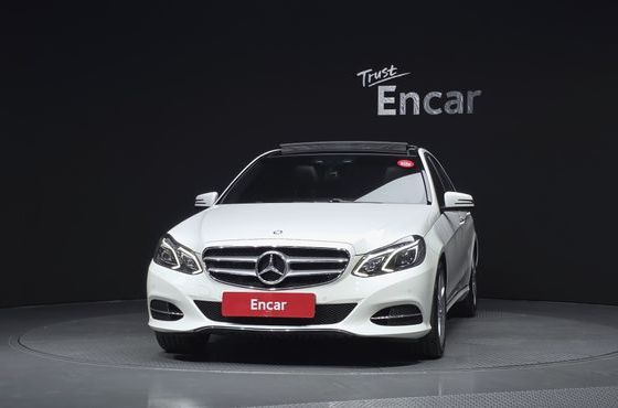 Mercedes-Benz E-Class E250 CDI 4MATIC — пробег 144 095 км — фото 3 из 5
