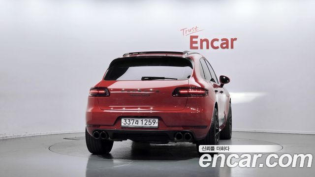 Porsche Macan 3.0 GTS 95B — пробег 142 497 км — фото 4 из 5