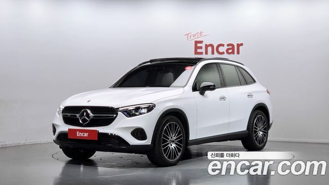 Mercedes-Benz GLC-Class GLC 300 4MATIC Avantgarde — пробег 10 659 км — фото 1 из 5