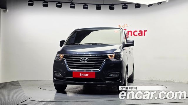Hyundai Starex Van 5-Seater Modern — пробег 73 623 км — фото 3 из 5