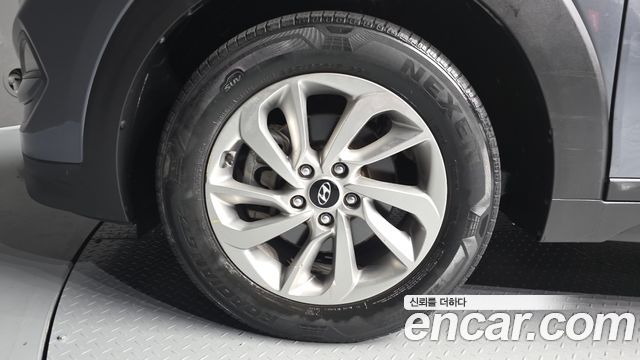 Hyundai Tucson Diesel 2.0 2WD Style Special — пробег 208 002 км — фото 5 из 5
