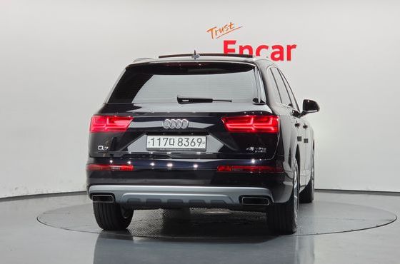 Audi Q7 45 TFSI Quattro — пробег 50 318 км — фото 4 из 5
