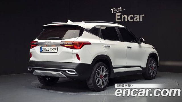 Kia Seltos из Кореи Encar