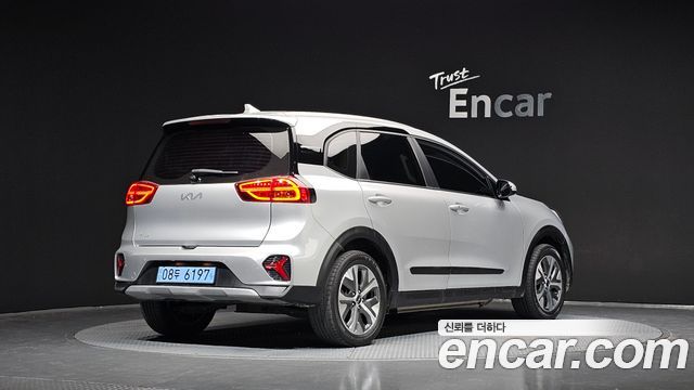 Kia Niro Air — пробег 81 410 км — фото 2 из 5