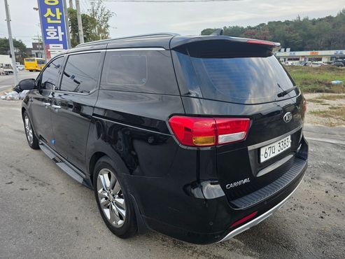 Kia Carnival 7-seater Limousine President — пробег 104 685 км — фото 2 из 5