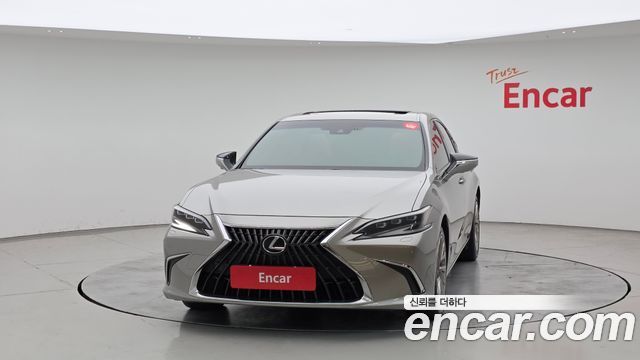 Lexus ES Executive — пробег 97 734 км — фото 3 из 5
