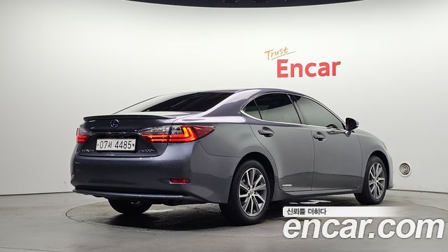 Lexus ES Supreme XV60 — пробег 91 393 км — фото 2 из 5