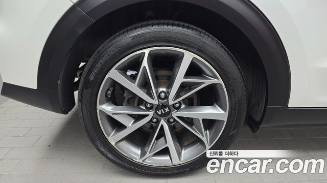 Kia Niro 1.6 HEV Noblesse — пробег 117 557 км — фото 5 из 5