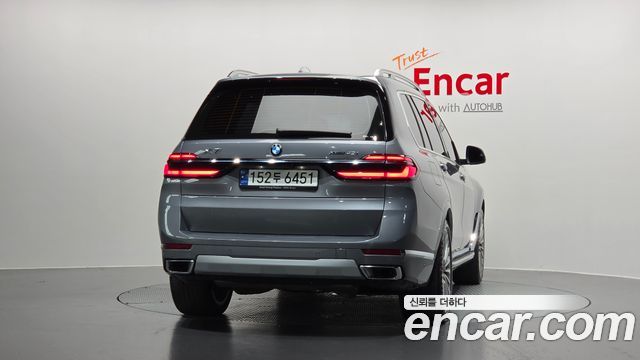 BMW X7 xDrive 40i Design Pure Excellence 6-Seater — пробег 57 782 км — фото 4 из 5