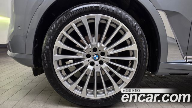 BMW X7 xDrive 40i Design Pure Excellence 6-Seater — пробег 57 782 км — фото 5 из 5