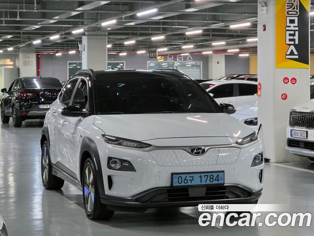 Hyundai Kona Premium — пробег 334 922 км — фото 1 из 5