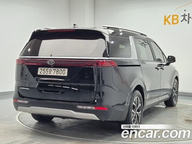 Kia Carnival Diesel 9-Seater Prestige — пробег 155 711 км — фото 3 из 5
