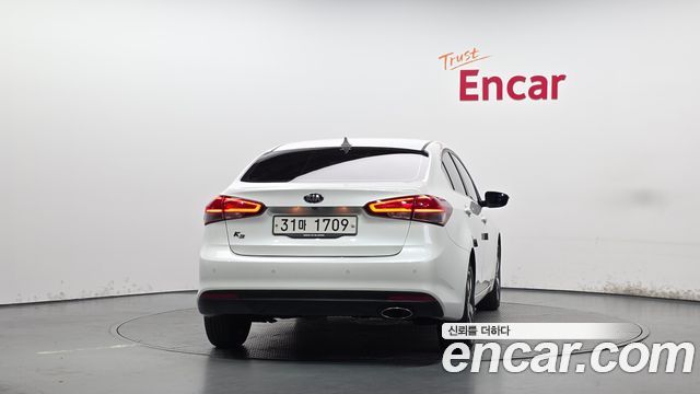 Kia K3 из Кореи Encar