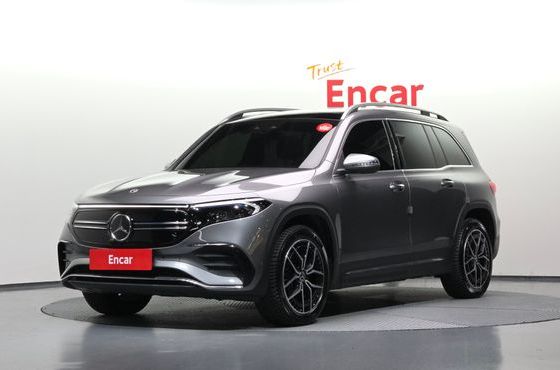 Mercedes-Benz EQB EQB300 4MATIC AMG Line — пробег 58 407 км — фото 1 из 5