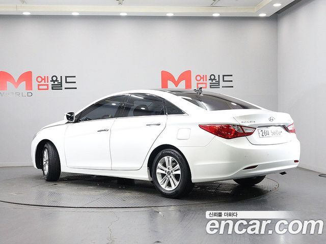 Hyundai Sonata CVVL Luxury — пробег 80 466 км — фото 4 из 5
