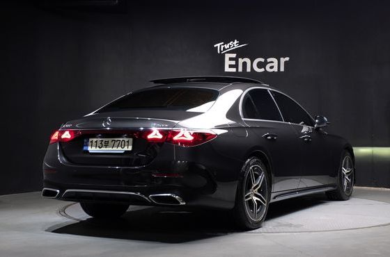 Mercedes-Benz E-Class E300 4MATIC AMG Line — пробег 62 946 км — фото 2 из 5