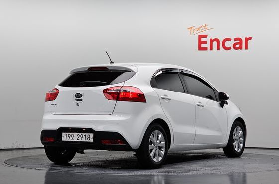 Kia pride 1.4 MPI Hatchback Deluxe — пробег 52 715 км — фото 2 из 5