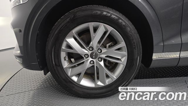 Genesis GV70 из Кореи Encar