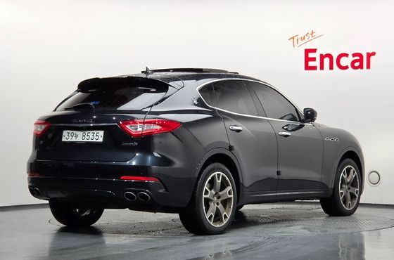 Maserati Levante 3.0 Diesel AWD Sport — пробег 156 688 км — фото 2 из 5