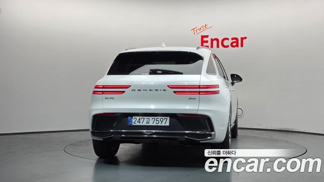 Genesis GV70 из Кореи Encar