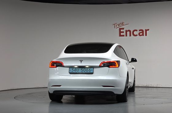 Tesla Model 3 RWD — пробег 94 473 км — фото 4 из 5
