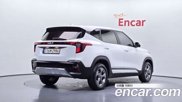 Kia Seltos из Кореи Encar