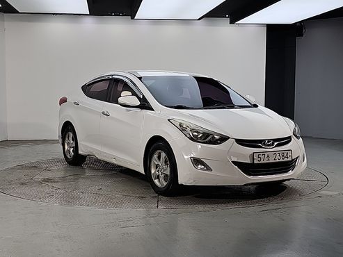 Hyundai AVANTE M16 GDI Smart — пробег 97 000 км — фото 2 из 5