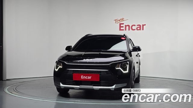 Kia Niro Prestige — пробег 14 819 км — фото 3 из 5